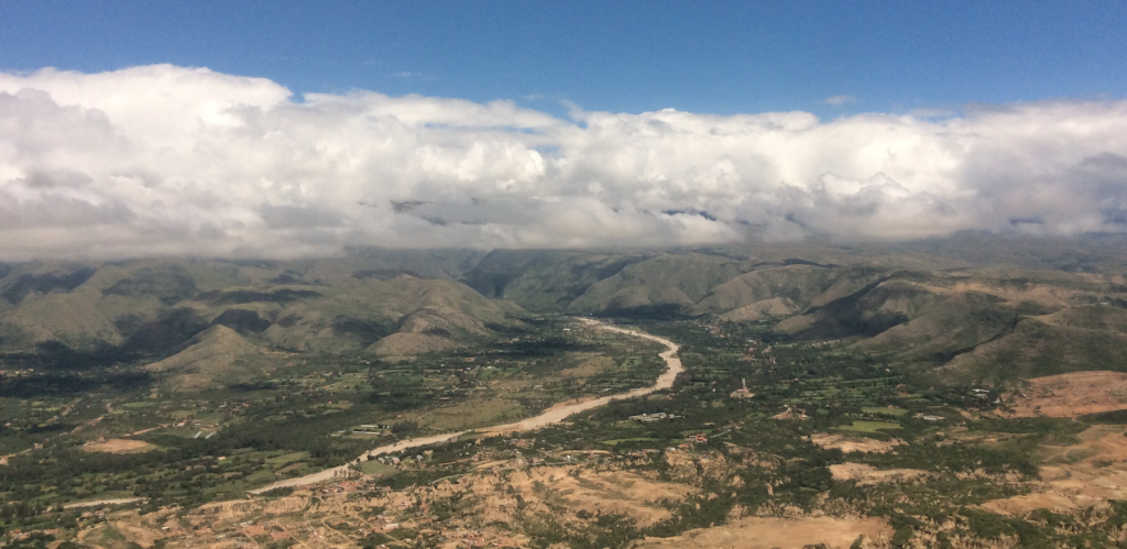 A flying view over Tarija 
